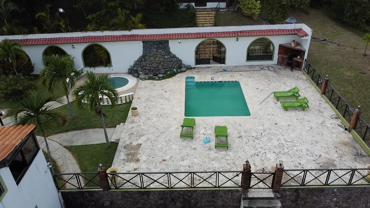 Casa Modular Pre Fabricada de 120 Metros Cuadrados de Construcción con 2 Habitación 2 Baños